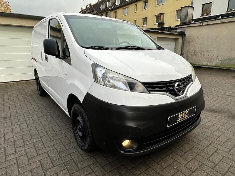 Gebraucht Nissan NV200 Premium Edition 90 PS (66 kW) 2012 Weiß Van / Kleinbus