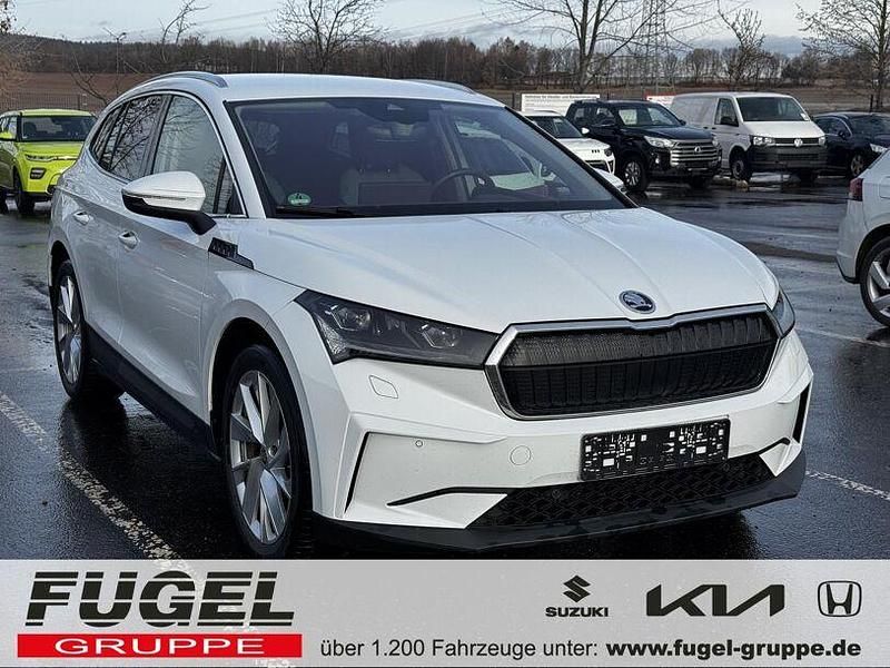 Moonweiss metallic Gebraucht 2021 Skoda Enyaq iV Loft SUV | 21.999 € (Superpreis) - Bild 1/4