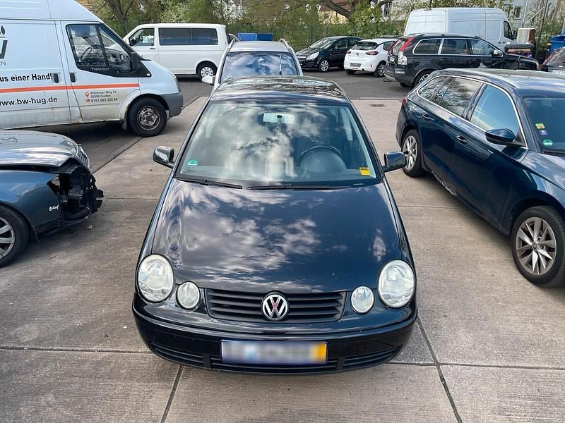 Używany VW Polo 75 KM (55 kW) 2004 Czarny Hatchback