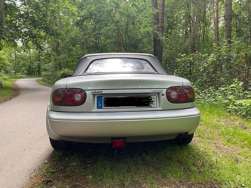 Gebraucht Mazda MX5 90 PS (66 kW) 1997 Silber Cabrio