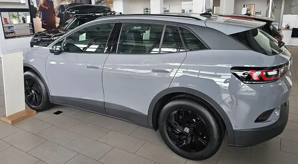 Neu VW ID.4 Pure 125 kW (170 PS) 2026 Grau SUV