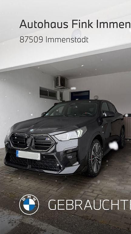 Black sapphire Gebraucht 2024 BMW X2 Performance SUV | 49.900 € (Fairer Preis) - Bild 1/4