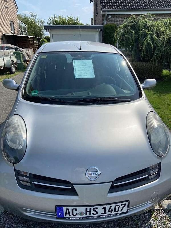 Silber Gebraucht 2005 Nissan Micra City Kleinwagen | 2.850 € (Fairer Preis) - Bild 1/4