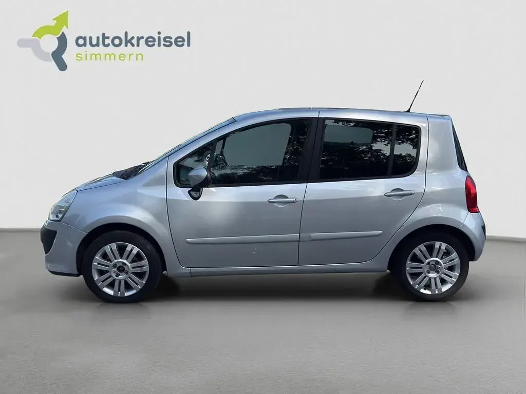 Gebraucht Renault Modus Dynamique 111 PS (81 kW) 2011 Silber Van / Kleinbus