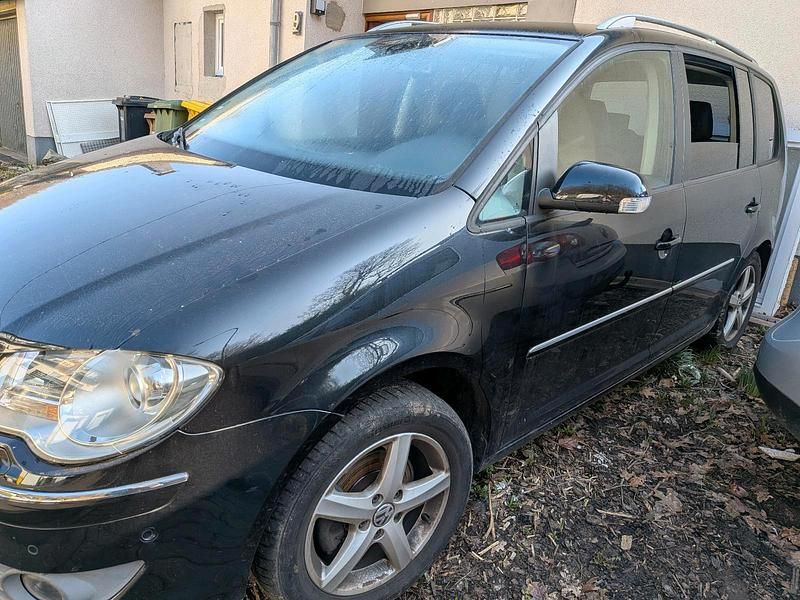 Gebraucht VW Touran 105 PS (77 kW) 2008 Schwarz Van / Kleinbus