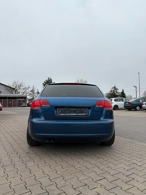 Gebraucht Audi A3 Ambiente 140 PS (102 kW) 2008 Blau Kleinwagen