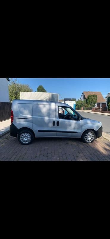 Gebraucht Opel Combo Eco 102 PS (75 kW) 2019 Grau Van / Kleinbus