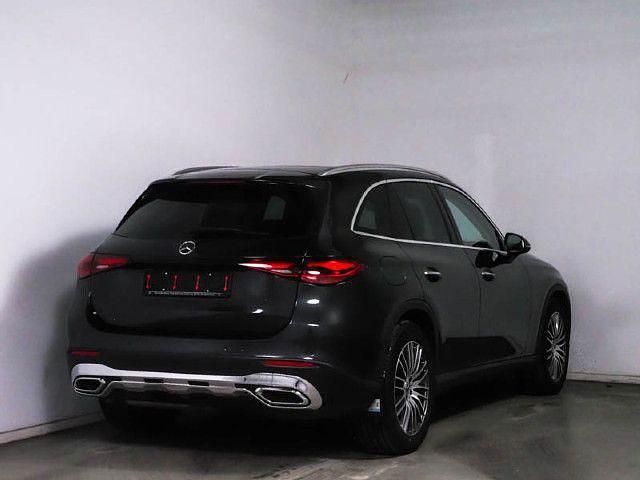 Grau Gebraucht 2024 Mercedes GLC220 SUV | 51.640 € (Fairer Preis) - Bild 1/4