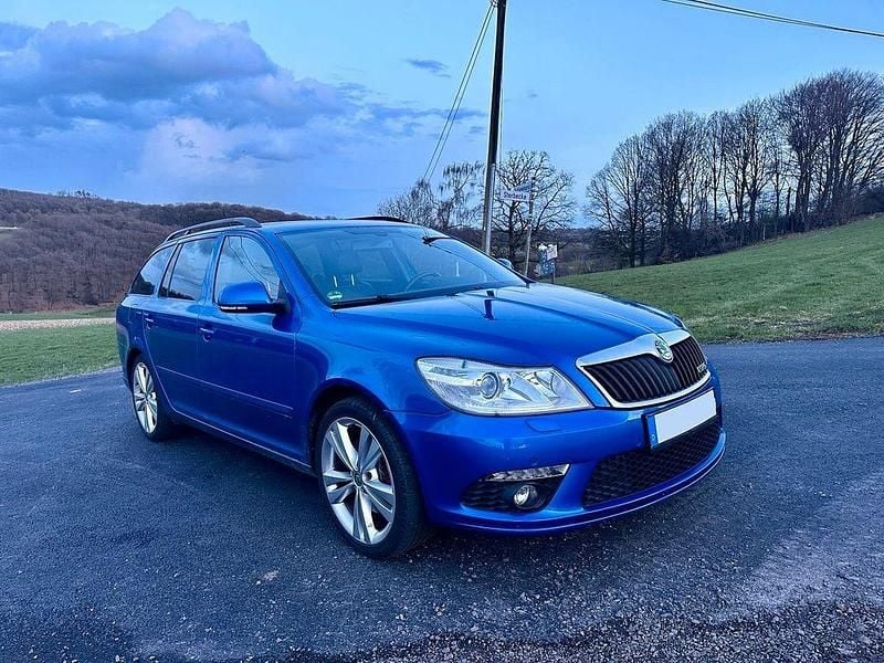 Gebraucht Skoda Octavia RS 170 PS (125 kW) 2012 Blau Limousine