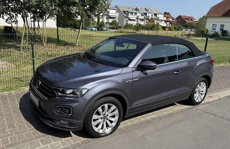 Grau Gebraucht 2022 VW T-Roc Cabriolet R-line Cabrio | 24.995 € (Superpreis) - Bild 1/1