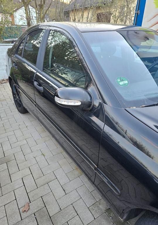 Gebraucht Mercedes C180 Classic 143 PS (105 kW) 2004 Schwarz Limousine