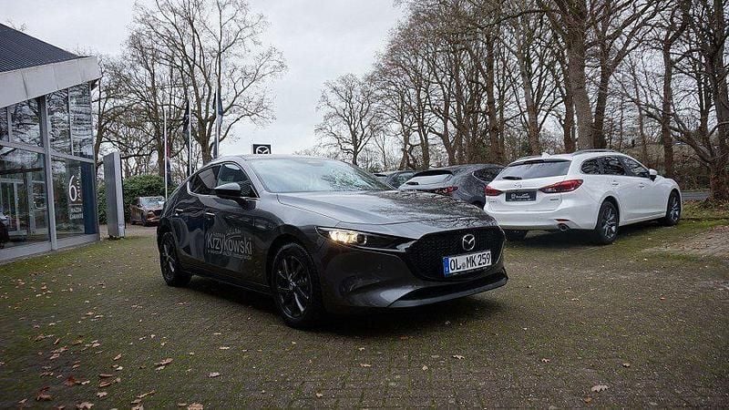 Gebraucht Mazda 3 Nagisa 140 PS (102 kW) 2025 Grau Limousine