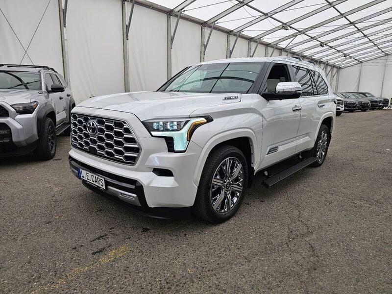 Weiß Neu 2025 Toyota Sequoia T1 SUV | 129.800 € - Bild 1/4