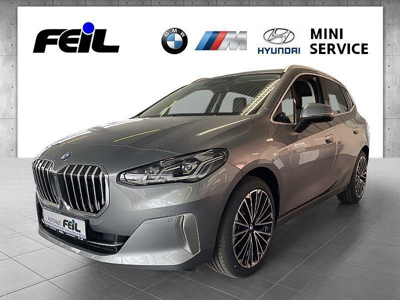 Grau Gebraucht 2023 BMW 223 Active Tourer Luxury Line Van / Kleinbus | 38.890 € (Fairer Preis) - Bild 1/4