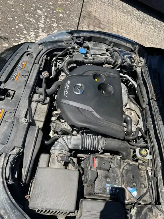 Gebraucht Mazda 6 Center-Line 150 PS (110 kW) 2014 Blau Limousine