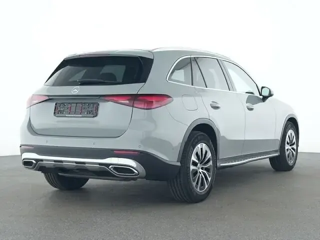 Gebraucht Mercedes GLC200 Advanced Plus 204 PS (150 kW) 2025 Manufaktur lack manufaktur alp SUV