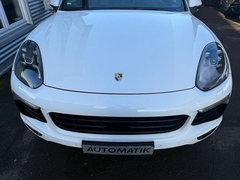 Gebraucht Porsche Cayenne 262 PS (192 kW) 2015 Weiß SUV