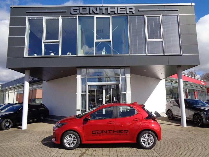 Gebraucht Mazda 2 116 PS (85 kW) 2023 Formal red Kleinwagen