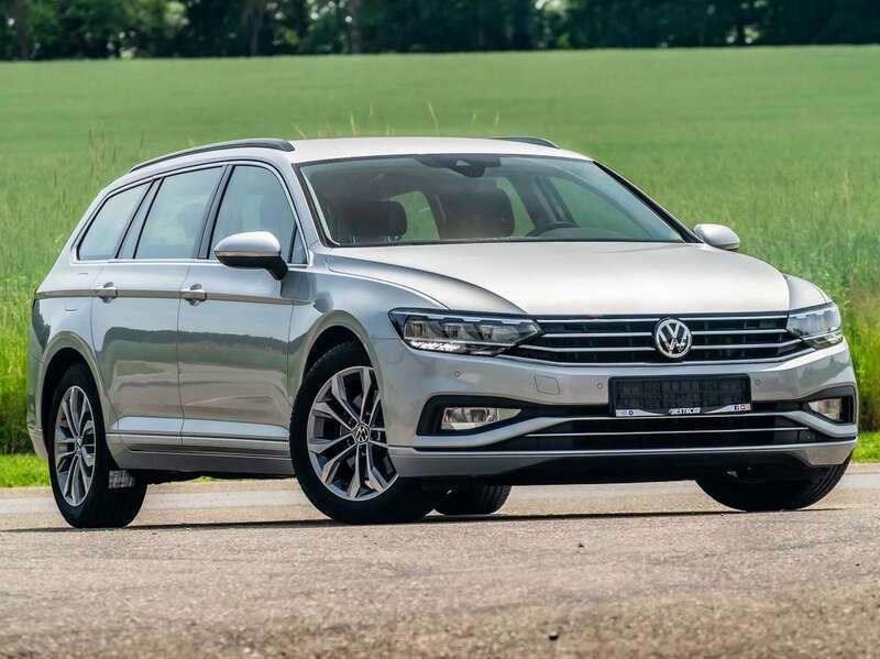 Reflexsilber metallic Gebraucht 2019 VW Passat Business Kombi | 17.500 € (Superpreis) - Bild 1/4