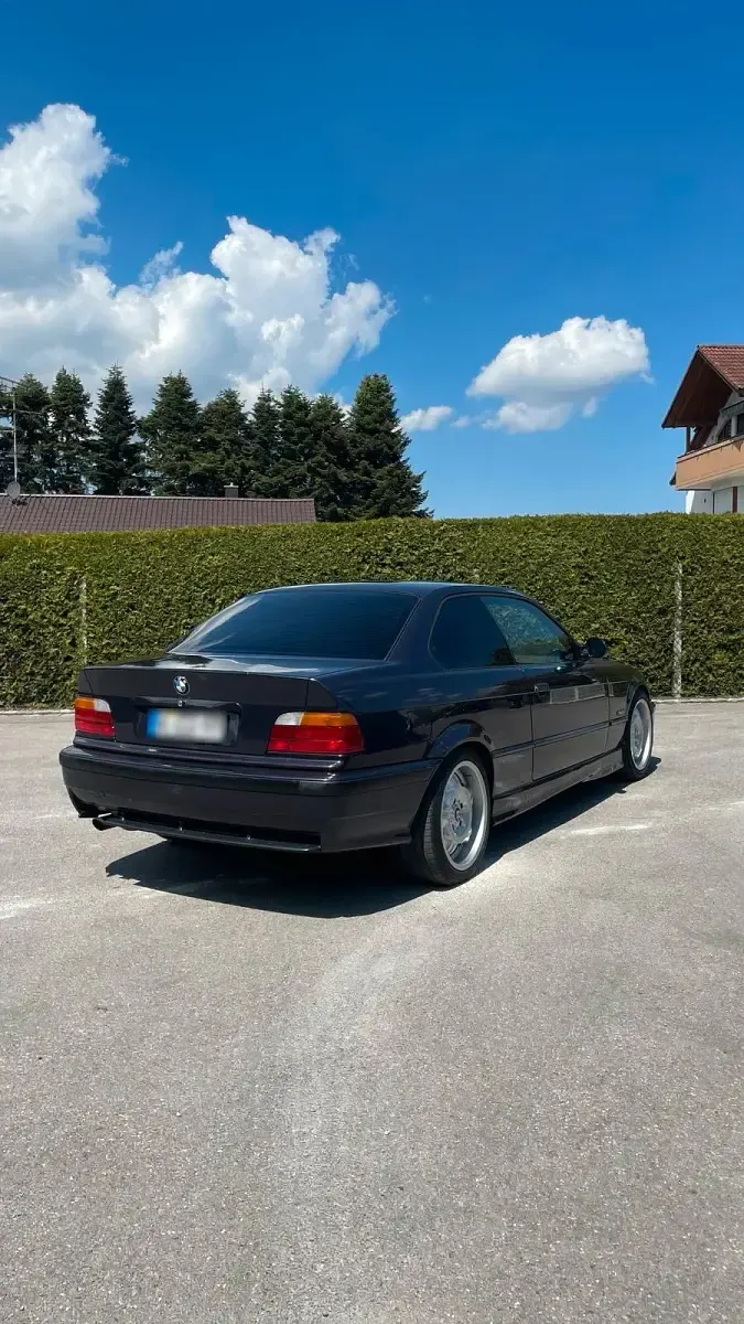 Gebraucht BMW 318 M Sport 140 PS (102 kW) 1994 Violet Coupé