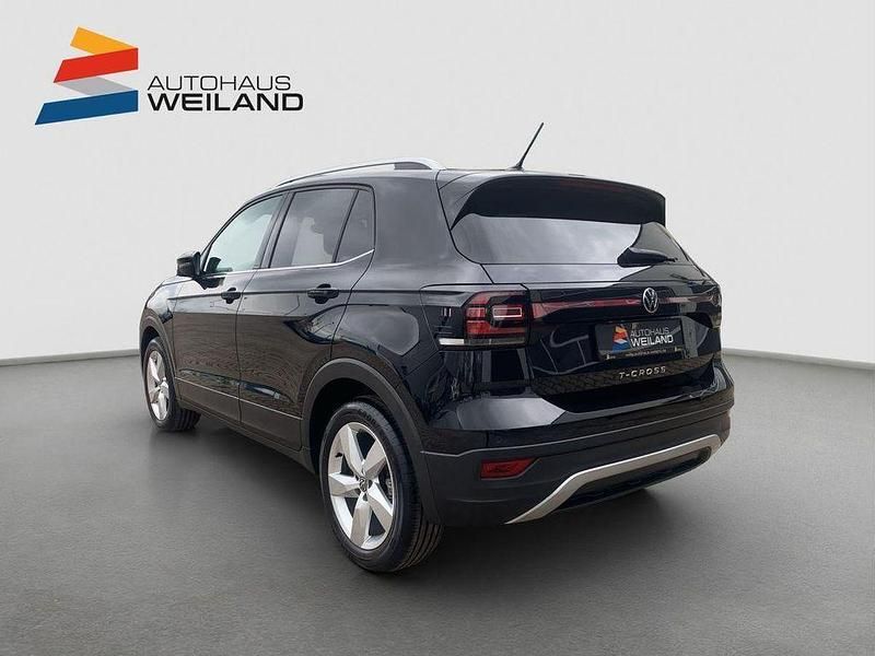 Gebraucht VW T-Cross Style 150 PS (110 kW) 2022 Deep black perleffekt SUV