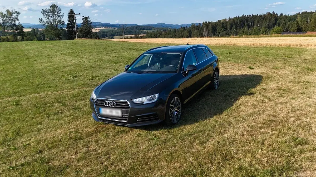 Gebraucht Audi A4 Sport 190 PS (139 kW) 2017 Grau Kombi