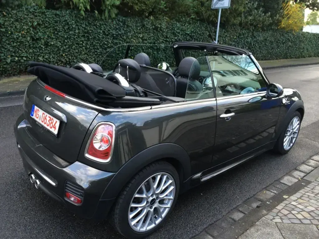 Used Mini Cooper SD 143 HP (105 kW) 2011 Black Hatchback