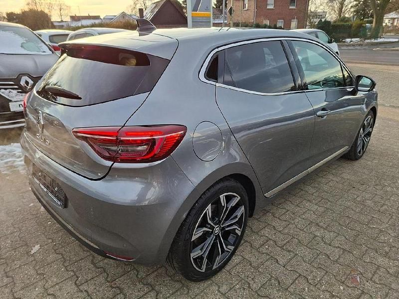 Gebraucht Renault Clio V Techno 101 PS (74 kW) 2023 Grau Limousine