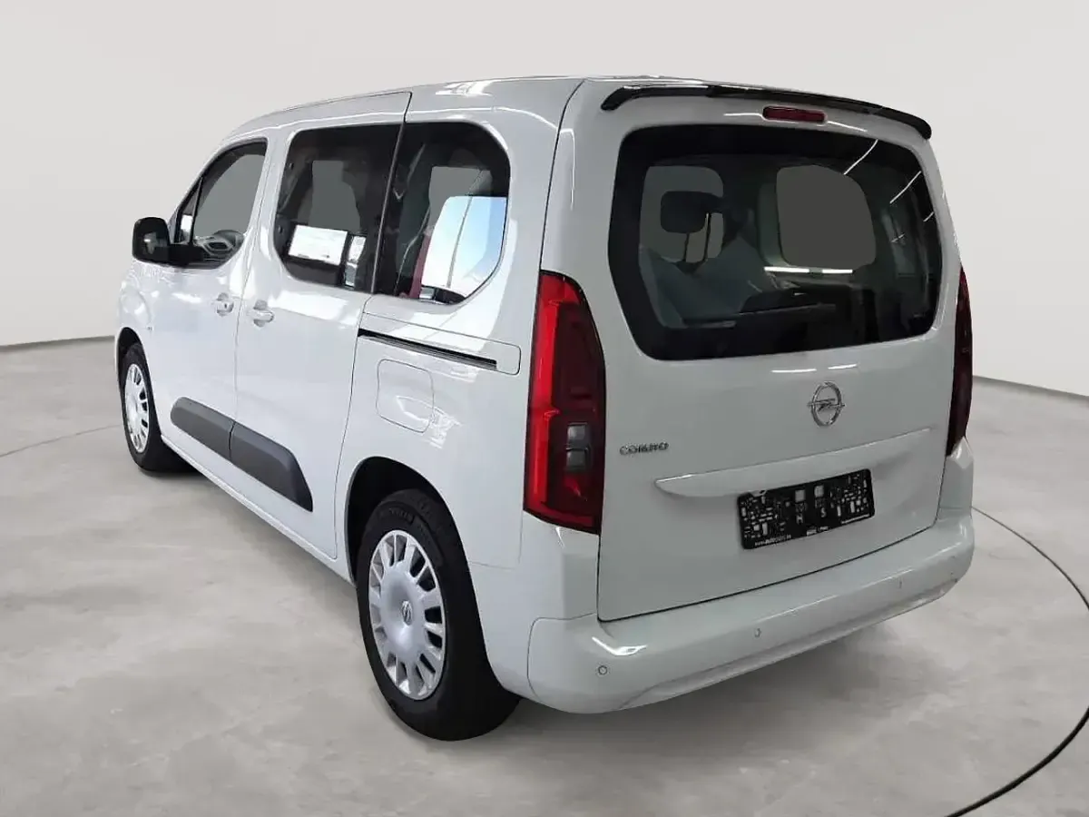 Gebraucht Opel Combo Life Edition 110 PS (80 kW) 2023 Jade weiß Van / Kleinbus