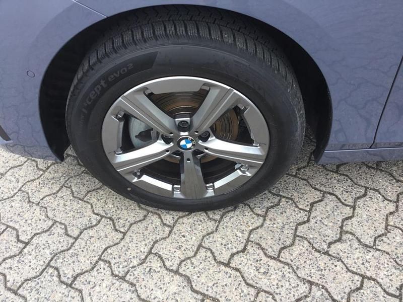 Gebraucht BMW 218 Active Tourer 136 PS (100 kW) 2024 Grau Van / Kleinbus