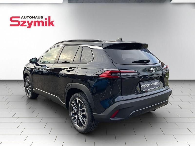 Neu Toyota Corolla Cross 140 PS (102 kW) 2025 Black mica SUV