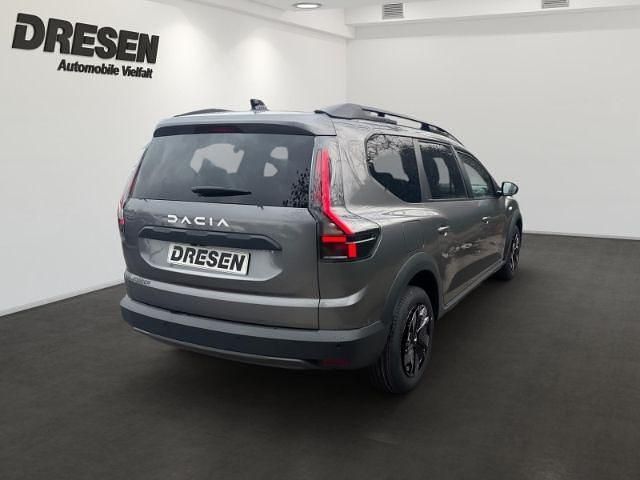 Neu Dacia Jogger Expression 110 PS (80 kW) 2026 Dolomitgrau Van / Kleinbus