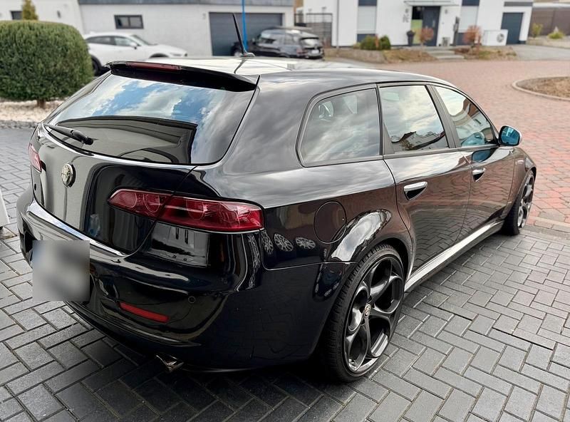 Gebraucht Alfa Romeo 159 Ti 200 PS (147 kW) 2010 Schwarz Kombi