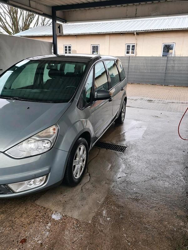 Gebraucht Ford Galaxy 145 PS (106 kW) 2009 Van / Kleinbus