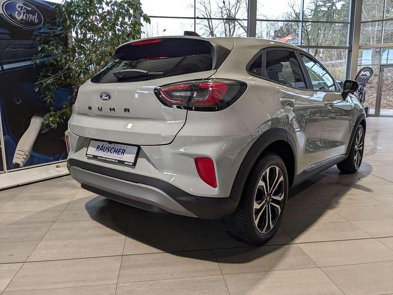 Gebraucht Ford Puma Titanium 125 PS (91 kW) 2025 Cactus grau SUV