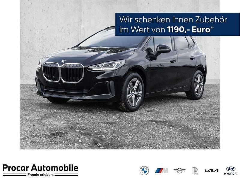 Schwarz uni Neu 2025 BMW 223 Active Tourer Van / Kleinbus | 43.460 € (Superpreis) - Bild 1/4