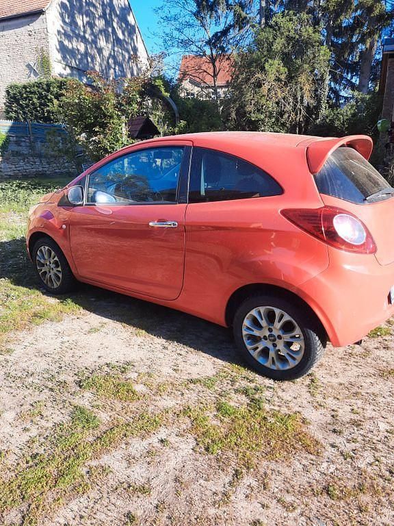 Używany Ford Ka Titanium 69 KM (50 kW) 2010 Czerwony Hatchback