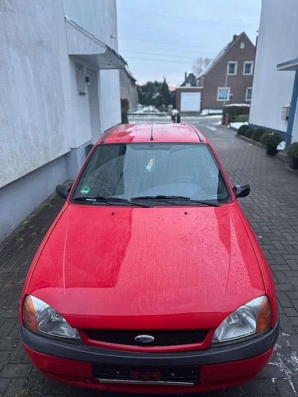 Gebraucht Ford Fiesta 50 PS (36 kW) 2002 Rot Kleinwagen