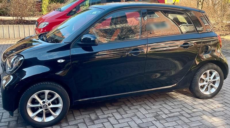 Gebraucht Smart ForFour Passion 71 PS (52 kW) 2015 Schwarz Kleinwagen