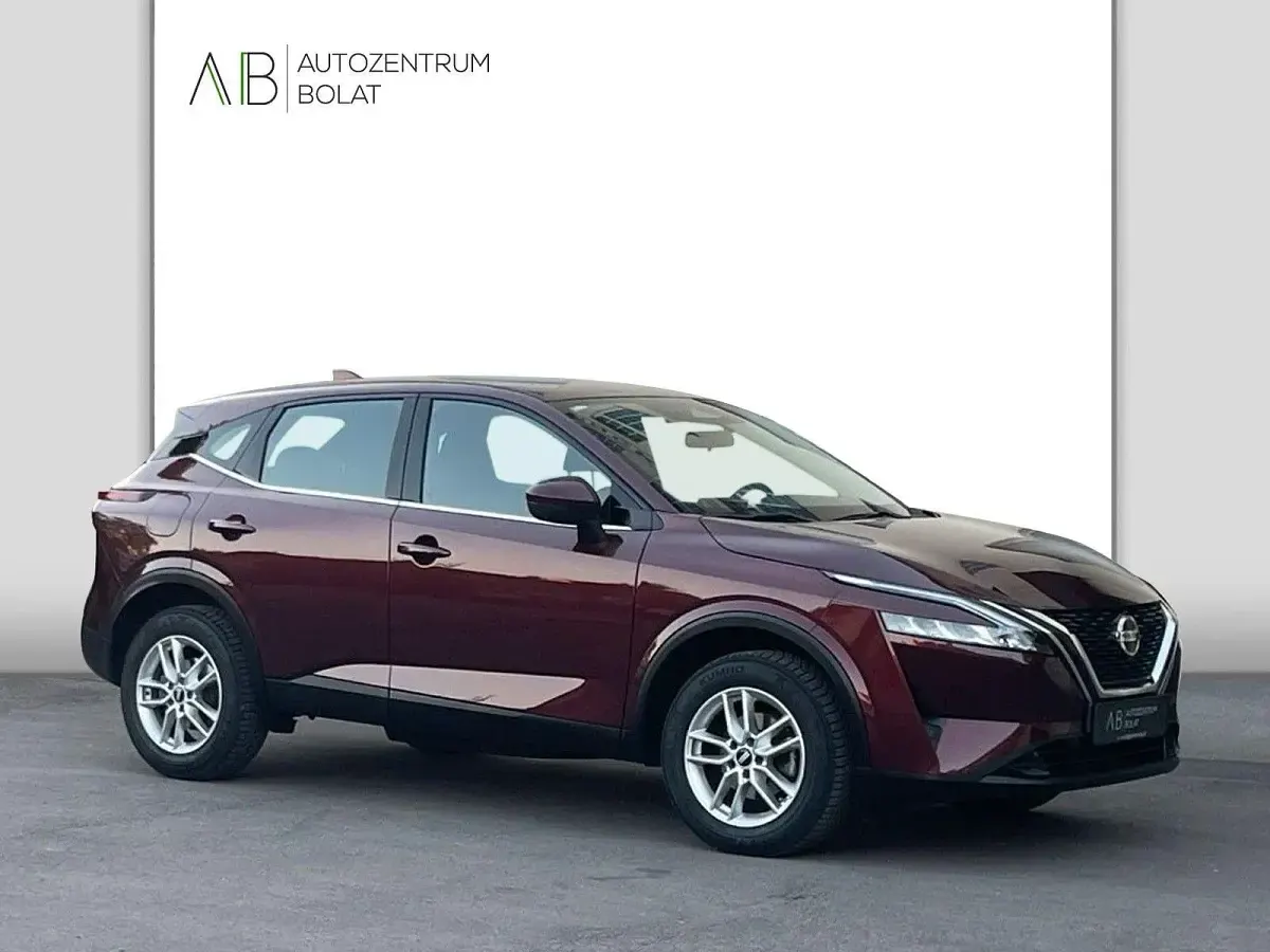 Gebraucht Nissan Qashqai 158 PS (116 kW) 2022 Rot SUV