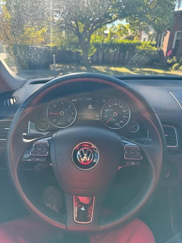 Braun Gebraucht 2012 VW Touareg SUV | 11.800 € (Guter Preis) - Bild 1/4