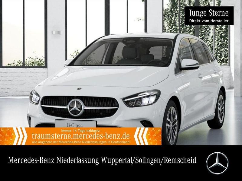 Gebraucht Mercedes 220 Advanced 190 PS (139 kW) 2024 Weiß Limousine