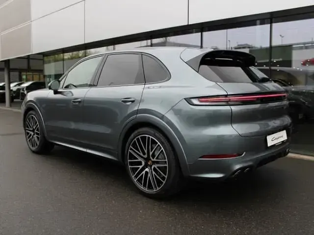 Neu Porsche Cayenne 500 PS (367 kW) 2026 Vanadiumgraumetallic (metallic) SUV