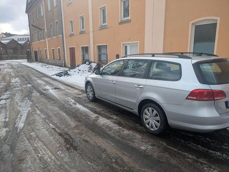Gebraucht VW Passat Comfortline 140 PS (102 kW) 2011 Silber Kombi