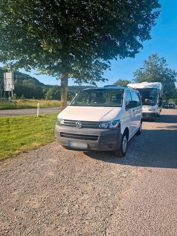 Gebraucht VW Multivan 102 PS (75 kW) 2011 Weiß Van / Kleinbus