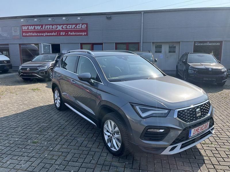 Silber/grau (metallic) Gebraucht 2024 Seat Ateca SUV | 33.899 € (Etwas zu teuer) - Bild 1/4