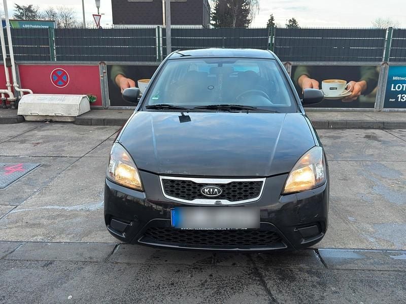 Gebraucht Kia Rio 97 PS (71 kW) 2010 Schwarz Kombi