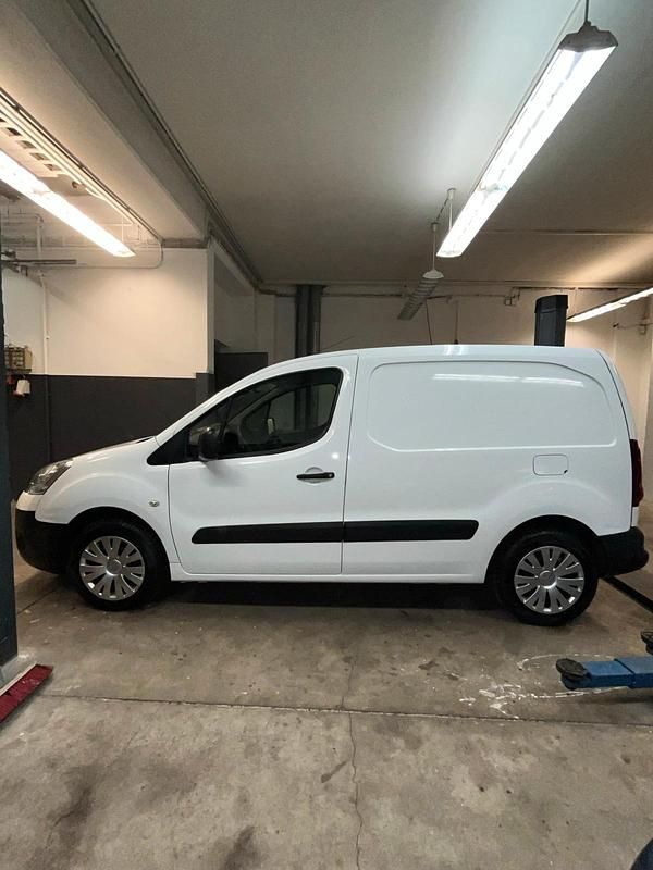 Gebraucht Citroën Berlingo 90 PS (66 kW) 2015 Weiß Van / Kleinbus