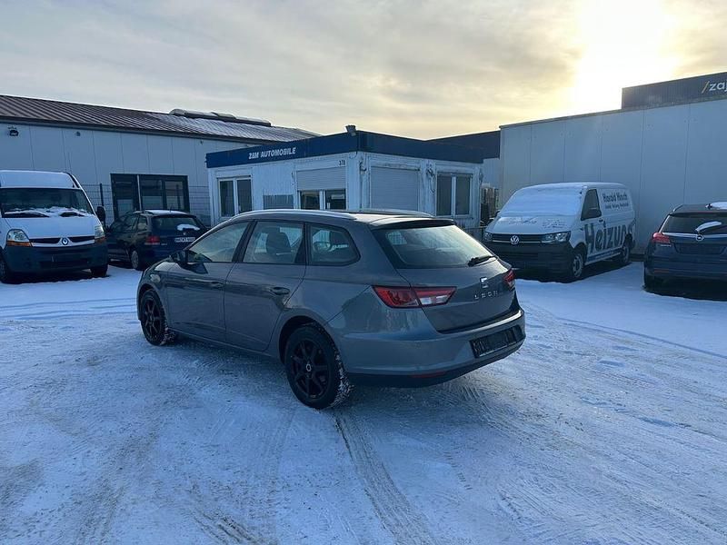 Gebraucht Seat Leon ST Style 105 PS (77 kW) 2014 Grau Kombi