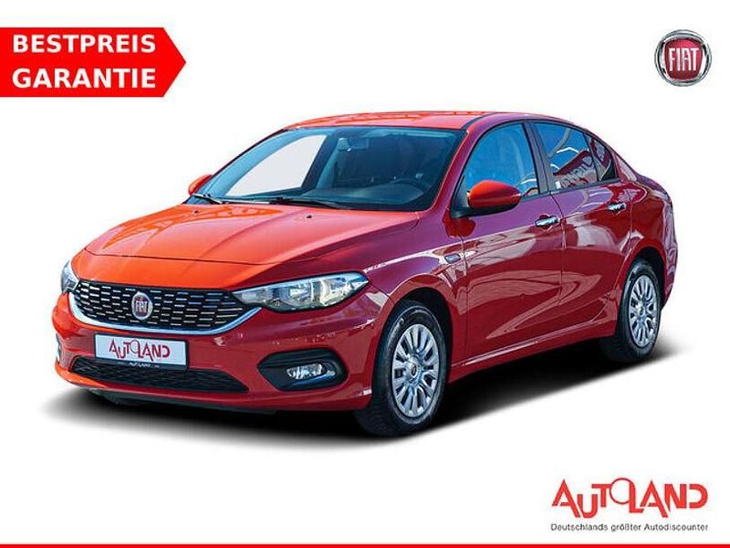 Gebraucht Fiat Tipo Pop 120 PS (88 kW) 2019 Rot Limousine